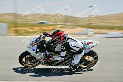 media/Apr-13-2025-TrackXperience (Sun) [[fb1ef998a6]]/Level 2 (Intermediate)/Turn 8 (Session 3)/